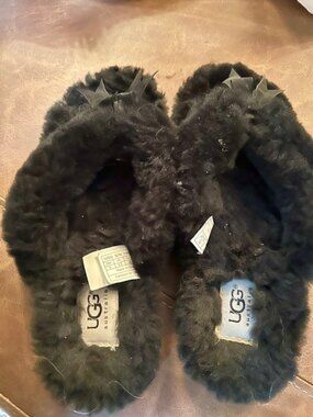 UGG Fluff Yeah Slide Sandals Black Shearling Fur Slides Size 8